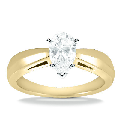 Trendy Diamond Engagement Ring thumbnail 8
