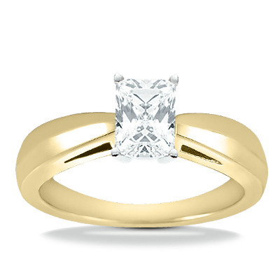 Trendy Diamond Engagement Ring thumbnail 6