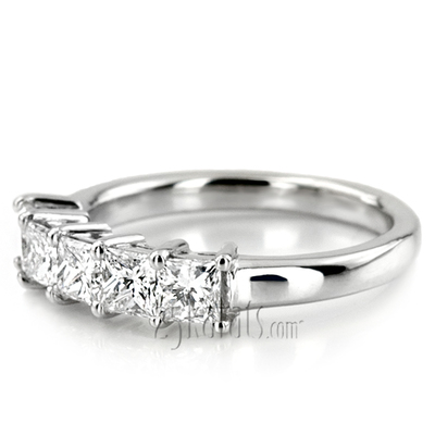 Traditional Basket Setting Princess Cut Anniversary Band (1.00 ct. t.w.)