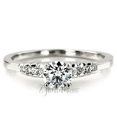 Exquisite Diamond Engagement Ring