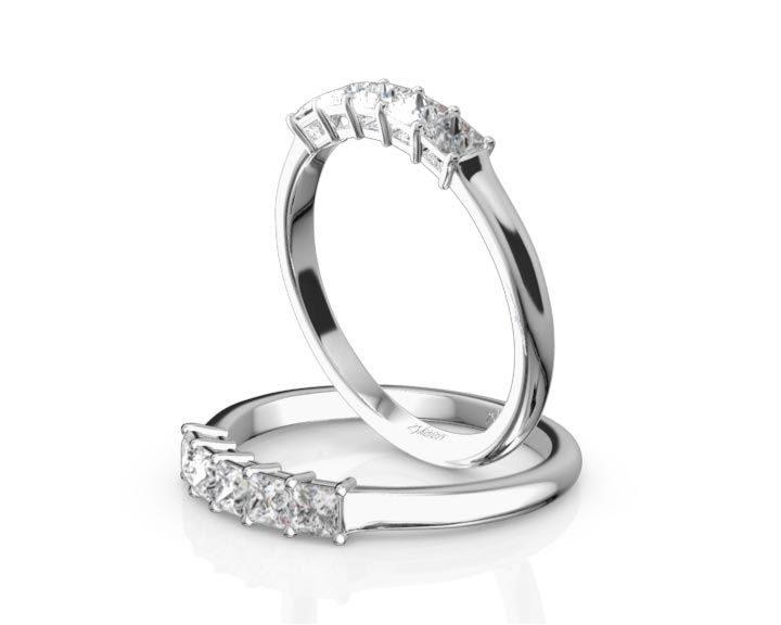 Traditional Basket Setting Princess Cut Woman Diamond Ring (1/2 ct. tw.) 360° view