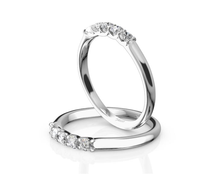 Low Set Trellis Setting 5-Stone Round Shank Anniversary Ring (1/4 ct. tw.) 360° view