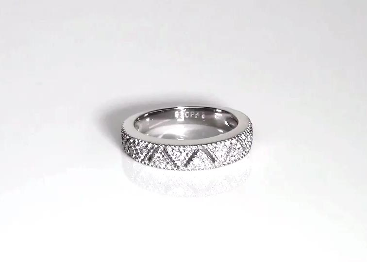 Antique Prong Set Diamond Wedding Band (0.22 ct. tw.) 360° view